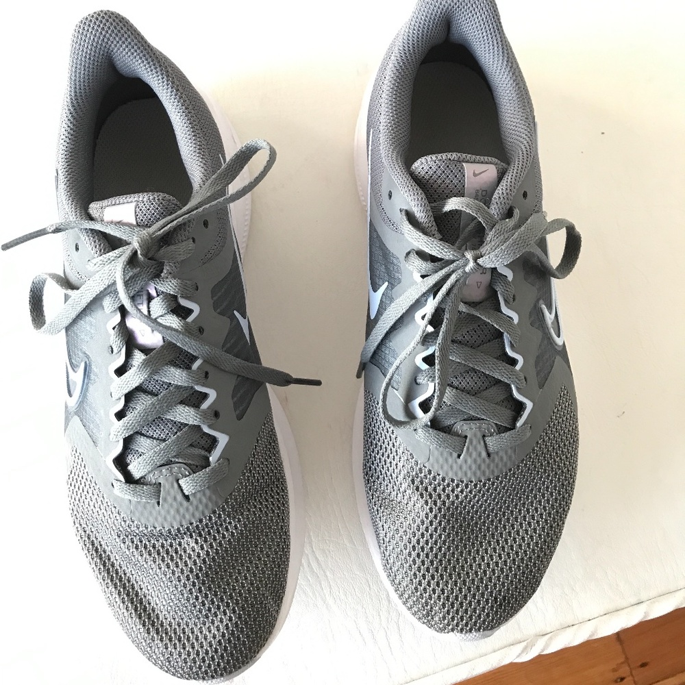 Nike Downshiffter Sneakers